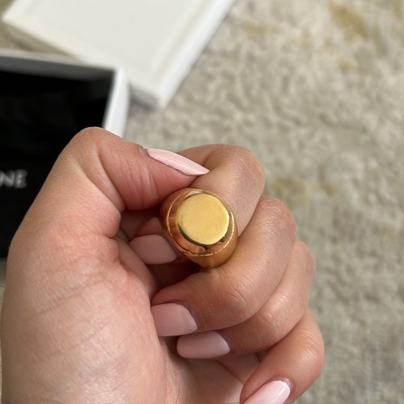 Celine Ring - Picture 11 of 13